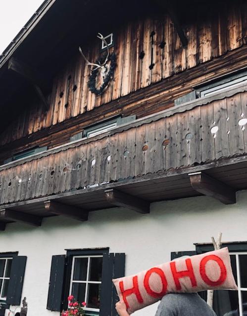 Forest Chalet Retreat: Mountain Views, Sauna & Garden Oasis Golling an der Salzach Exterior photo