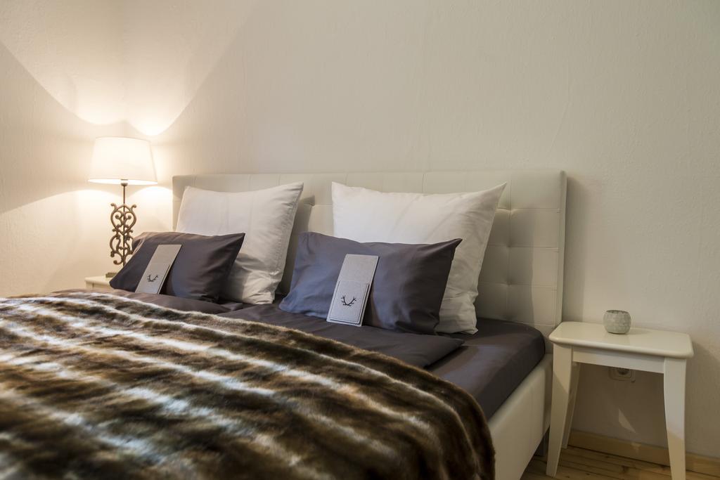Forest Chalet Retreat: Mountain Views, Sauna & Garden Oasis Golling an der Salzach Room photo